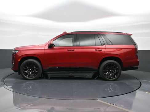 Used 2023 Cadillac Escalade Sport w/ LPO, ONYX Package image 3