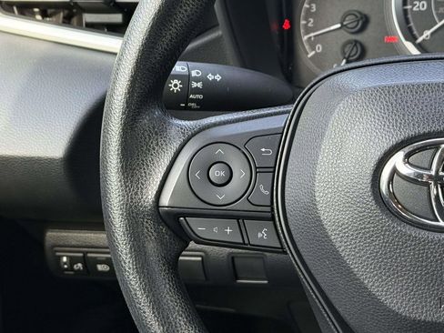 Used 2022 Toyota Corolla LE FWD image 20