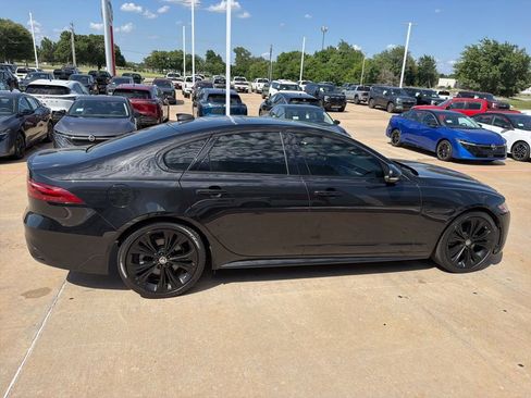 Used 2024 Jaguar XF R-Dynamic SE RWD image 6