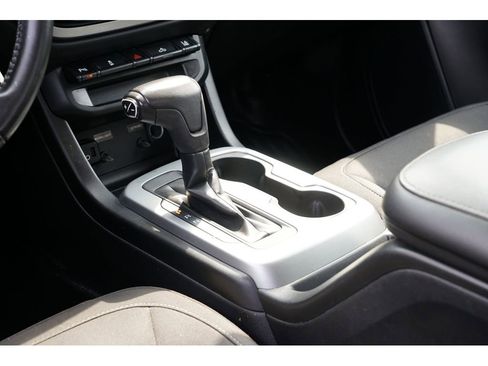 Used 2021 Chevrolet Colorado LT w/ Fleet Safety Package image 24