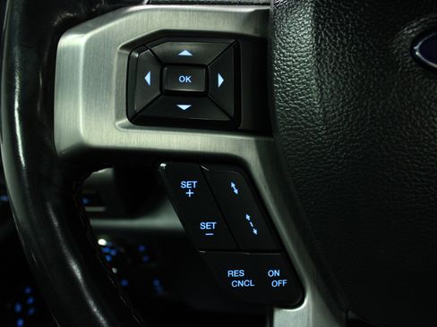 Used 2022 Ford F250 Platinum w/ FX4 Off-Road Package image 20