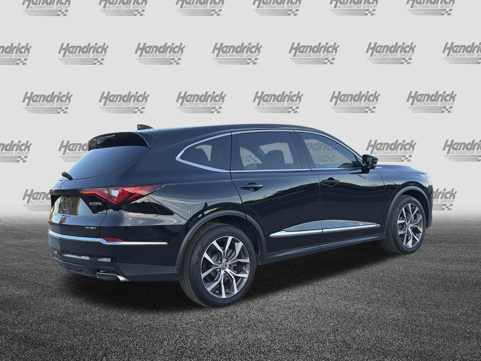 Used 2024 Acura MDX w/ Technology Package AWD/4WD image 10