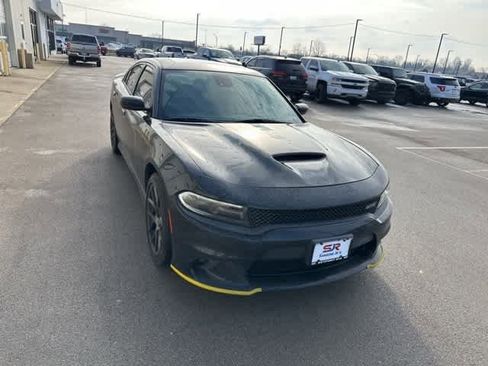 Used 2018 Dodge Charger R/T image 29