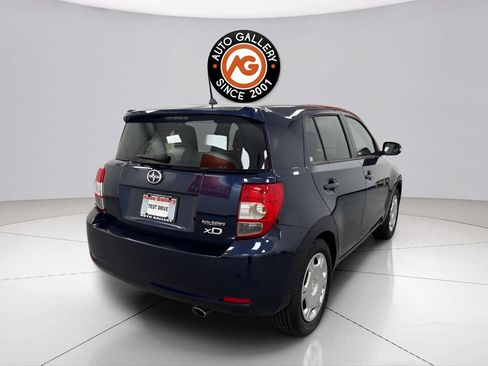 Used 2014 Scion xD FWD image 3
