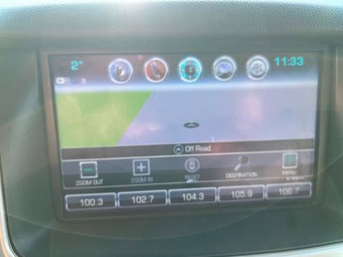 Used 2018 GMC Yukon XL SLT w/ Open Road Package image 12