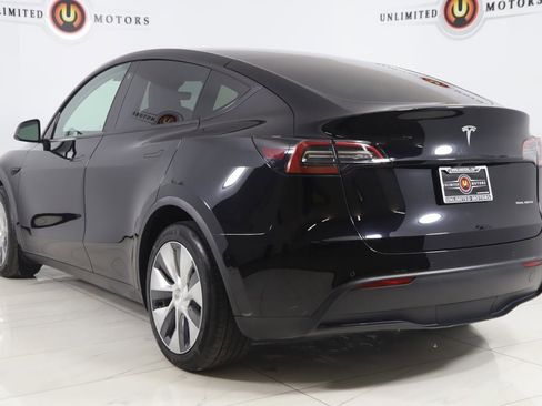 Used 2022 Tesla Model Y Long Range image 4