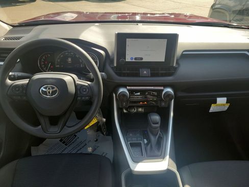 Certified 2025 Toyota RAV4 LE image 17