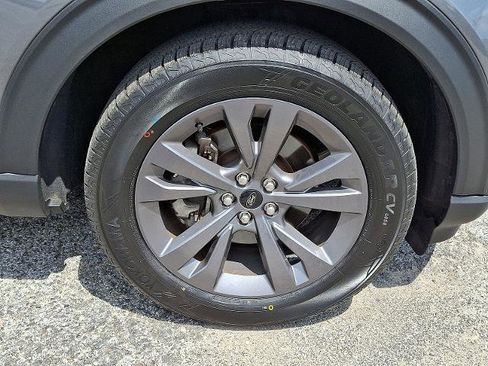 Certified 2023 Ford Explorer XLT w/ Equipment Group 202A image 8