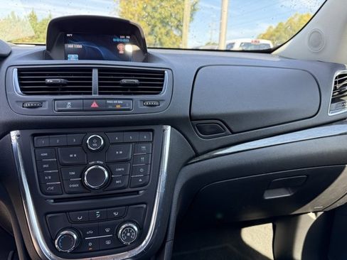 Used 2015 Buick Encore FWD image 9