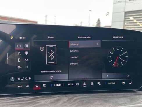 New 2025 Audi Q5 Prestige image 24