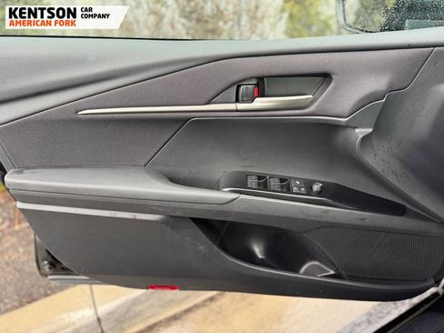 Used 2025 Toyota Camry LE image 23