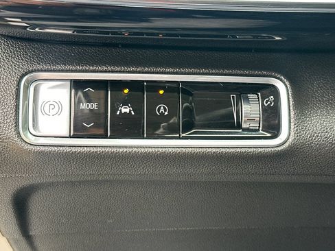 Used 2024 Buick Envision Preferred AWD/4WD image 42
