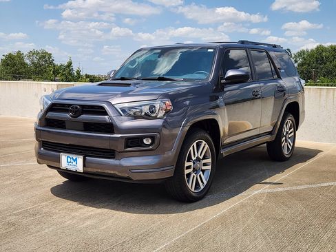 Used 2023 Toyota 4Runner TRD Sport AWD/4WD image 3