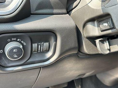 Used 2024 RAM 2500 Laramie AWD/4WD image 16