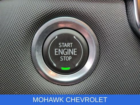 Used 2023 Chevrolet Colorado Z71 w/ Z71 Convenience Package 2 AWD/4WD image 18