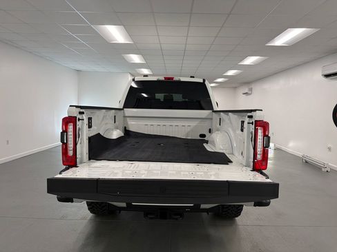 New 2026 Ford F250 Lariat w/ Chrome Package AWD/4WD image 9