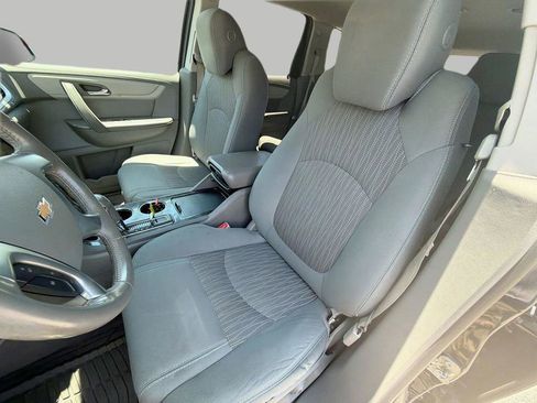 Used 2016 Chevrolet Traverse LT w/ Style and Technology Package AWD/4WD image 17