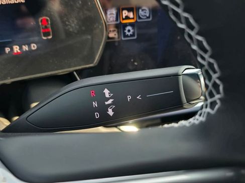 New 2025 Chevrolet Equinox EV LT image 29