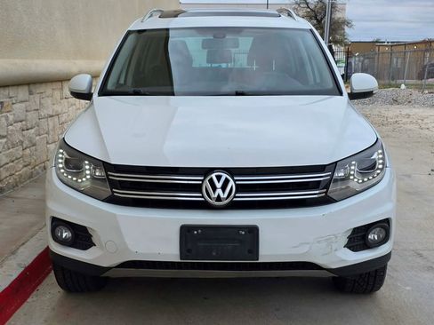 Used 2016 Volkswagen Tiguan SE image 9