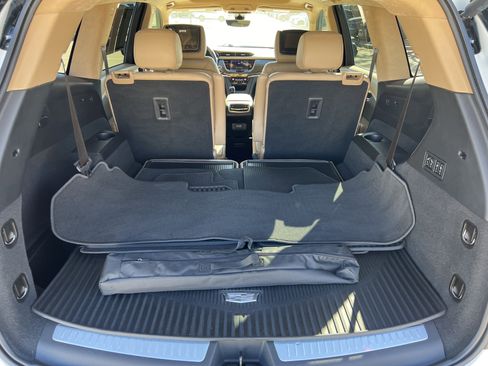 Used 2021 Cadillac XT6 Premium Luxury w/ Platinum Package image 37