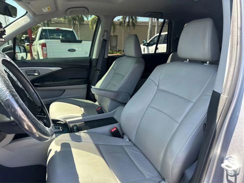 Used 2022 Honda Pilot Special Edition image 9