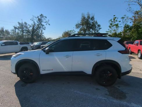 Certified 2025 Nissan Rogue SV image 8