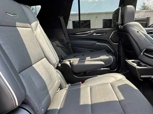 Used 2021 Cadillac Escalade Sport w/ Driver Assist Tech Package AWD/4WD image 12