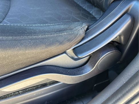 Used 2021 Mitsubishi Outlander Sport SE image 28