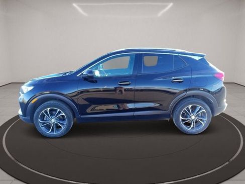 Used 2022 Buick Encore GX Essence AWD/4WD image 3