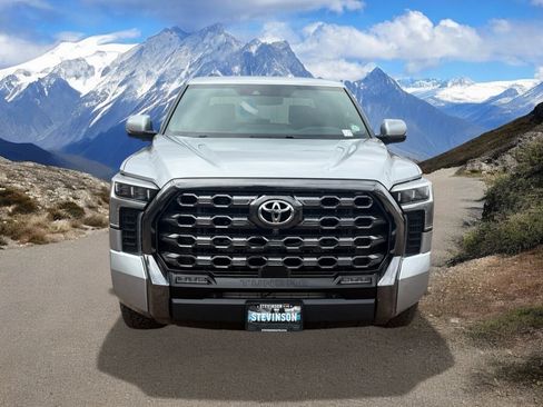 Used 2022 Toyota Tundra Platinum image 8