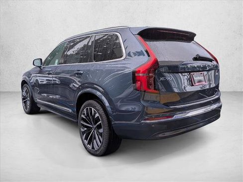 Certified 2026 Volvo XC90 B6 Plus w/ Protection Package Premier AWD/4WD image 7