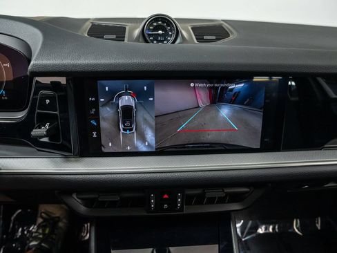 Certified 2026 Porsche Cayenne Coupe AWD/4WD image 19