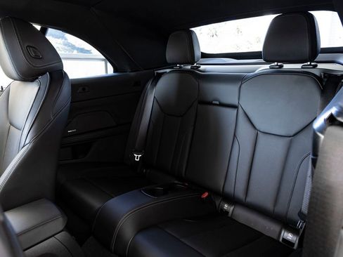 Used 2024 BMW M440i Convertible w/ Premium Package image 22