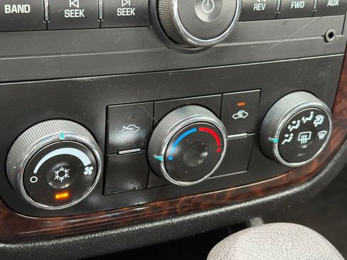 Used 2014 Chevrolet Impala Limited LS FWD image 19