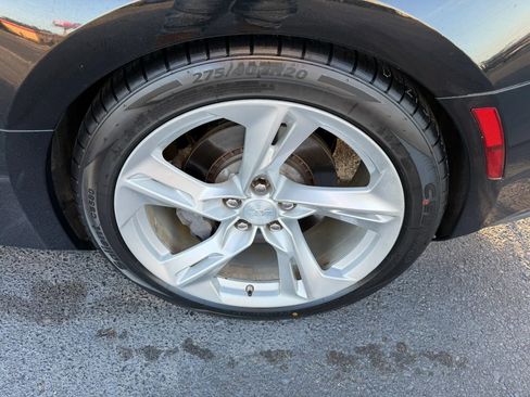 Used 2017 Chevrolet Camaro SS image 9