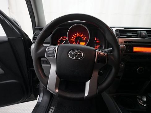Used 2013 Toyota 4Runner SR5 image 4