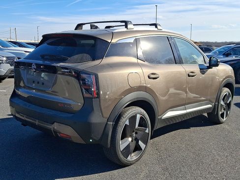 New 2026 Nissan Kicks SR w/ Cold Weather Package AWD/4WD image 5