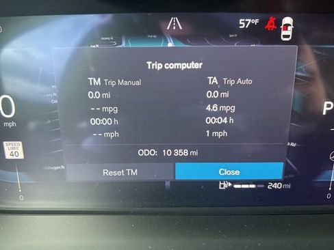 Used 2025 Volvo V60 B5 Cross Country Plus AWD/4WD image 21