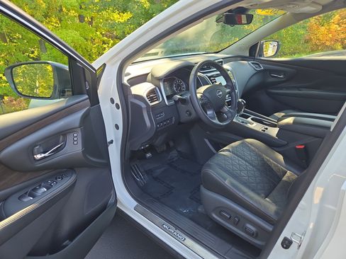 Certified 2024 Nissan Murano Platinum w/ Cargo Package image 13