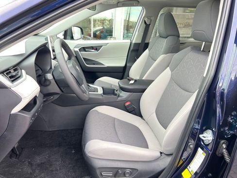 New 2025 Toyota RAV4 XLE image 11