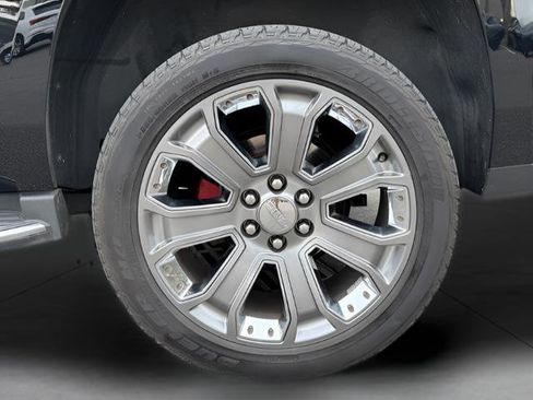 Used 2016 GMC Yukon Denali w/ Open Road Package image 11