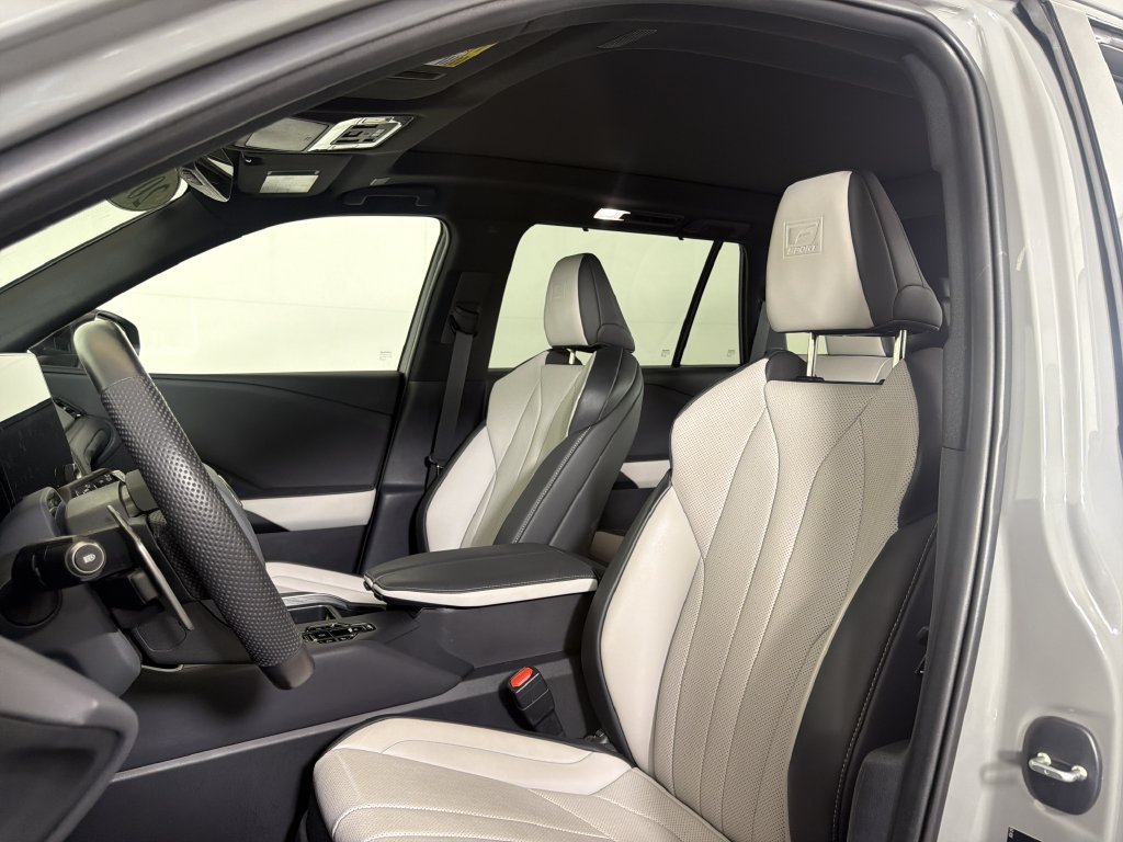 Used 2025 Lexus TX 350 AWD w/ Technology Package image 5