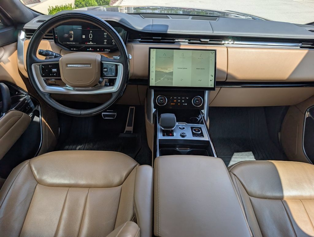 Used 2023 Land Rover Range Rover SE AWD/4WD image 11