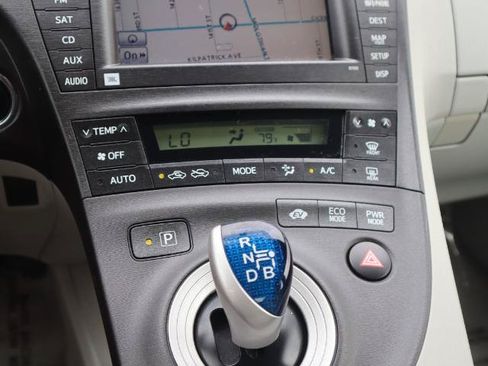 Used 2011 Toyota Prius Three w/ Navigation Pkg FWD image 21