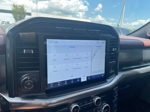 Used 2022 Ford F150 Lariat w/ Equipment Group 502A High AWD/4WD image 15