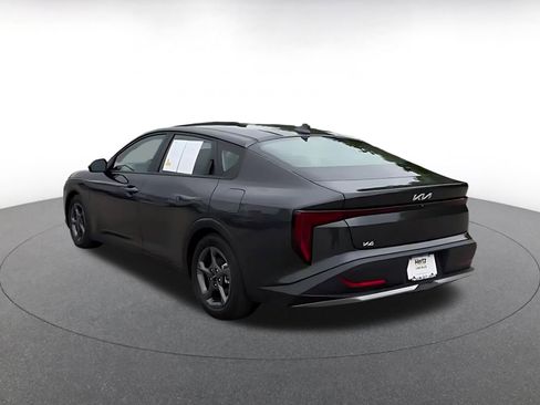 Used 2025 Kia K4 LXS image 11