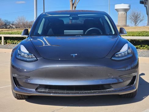 Used 2018 Tesla Model 3 Long Range image 7