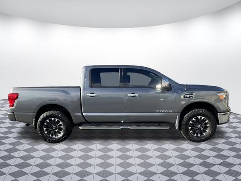 Used 2017 Nissan Titan SL w/ Off-Road Package AWD/4WD image 2