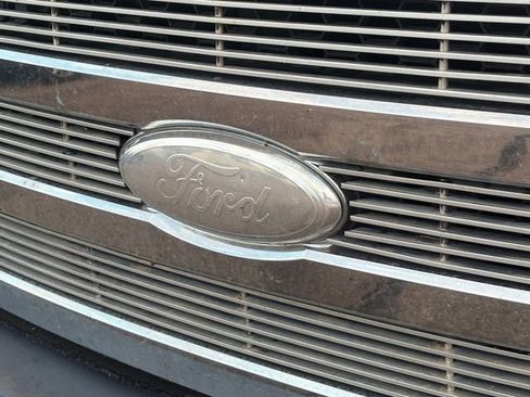 Used 2006 Ford F250 4x4 Crew Cab Super Duty image 8