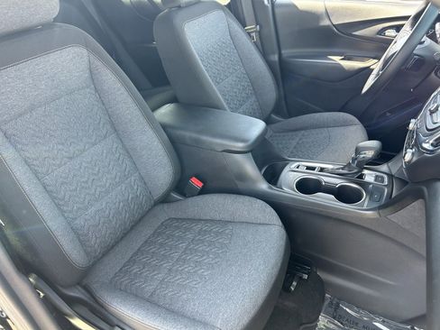 Certified 2024 Chevrolet Equinox LT AWD/4WD image 11